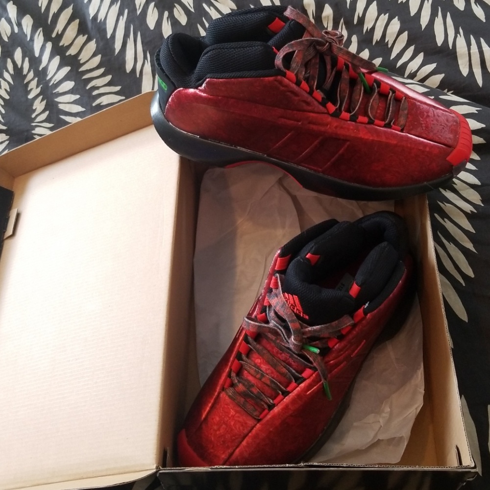 Adidas - Picture 1 of 5